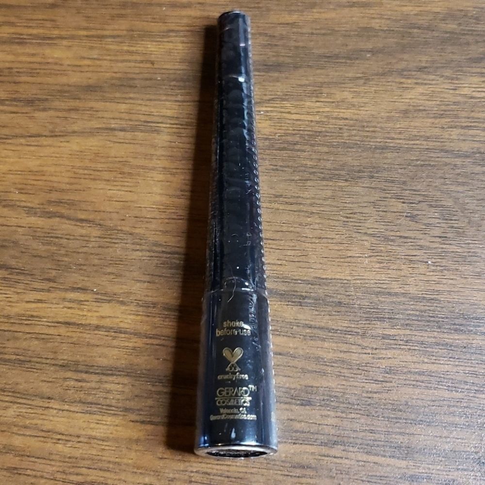 NEW GERARD COSMETICS
Eternal Eyeliner in Noir‎